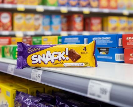 Cadbury Snack Shortcake Milk Chocolate Biscuits Bar 36 x 40g Bulk Pack - Image 5