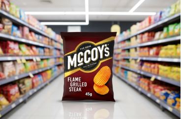 McCoy's Flame Grilled Steak Grab Bag Crisps 36 x 45g Bulk Pack - Image 4