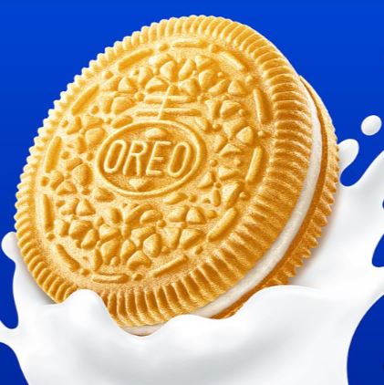 OREO Golden Sandwich Biscuits 16 x 154g Bulk Pack - Image 3